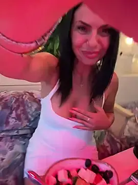 Stripchat Live Sex of KimKelly13