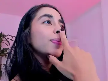 Stripchat Sex Cam of sophierooy22