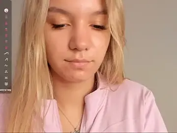 Stripchat Best Webcam of BrynnHolverson