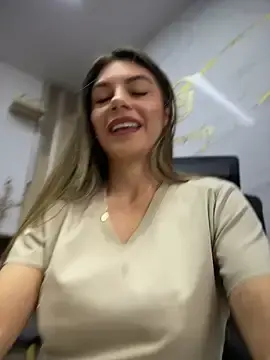Stripchat Live Porn of alicee16