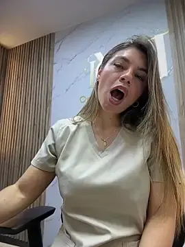 Stripchat Best live sex cam show of alicee16