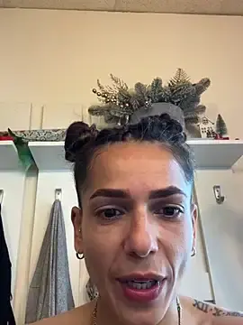 Stripchat Live Sex of PlayfulShow