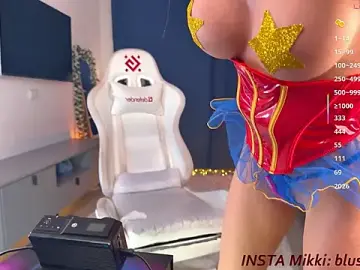 Stripchat Live Porn of mikkixmeow