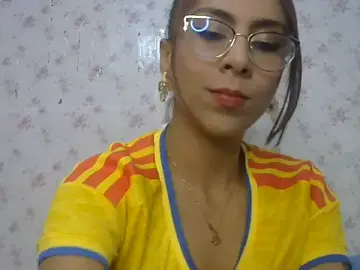 Stripchat Adult Video Chat of Roselingalvis13