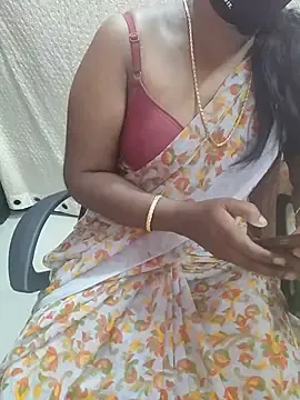 Stripchat Sex Cam of Tamil_roja69