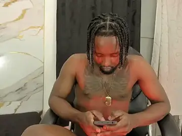 Stripchat Live Porn of kaleb_violeta00