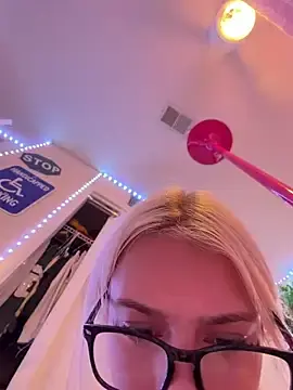 Stripchat Free Porn Cam of Terribletabby