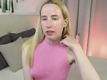 Stripchat Live Sex Cam of Cassie_Kelman