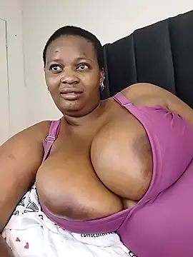 Stripchat Free Live Porn of Tiana-Bae25