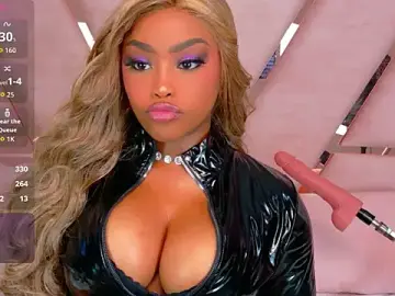 Stripchat Live Sex of TiannahGlow