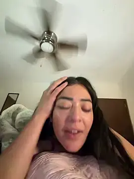 Stripchat Adult Webcam of Tunoviafavorita