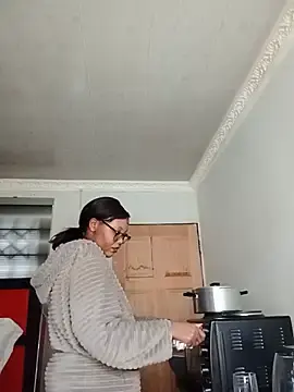 Stripchat Free Live Porn of ShantelBootyBoobs