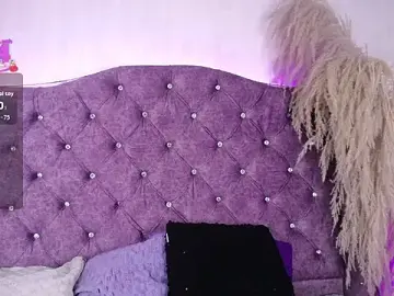 Stripchat Adult Webcam of Violet_Collins1