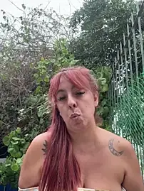 Stripchat Best live sex cam show of Sofyalone_