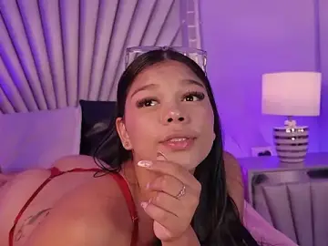 Stripchat Adult Webcam of HatsaJones