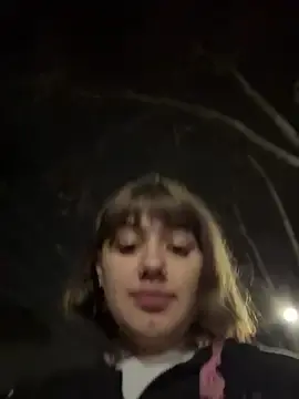 Stripchat Free Live Porn of Abrildqquino