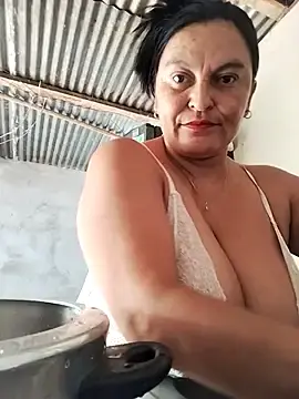 Stripchat Live Porn of Horny-Mommy-Dirty