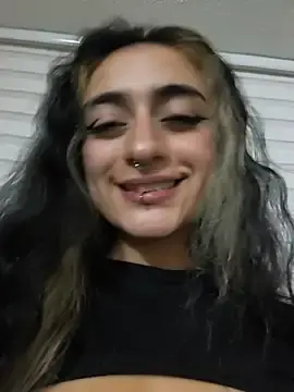 Stripchat Watch Live Sex Cams of Lila_Desiree