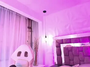 Stripchat Free Live Porn of Queen_perla_