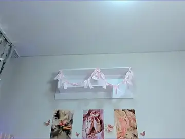 Stripchat Free Porn Cam of Milly_Lane