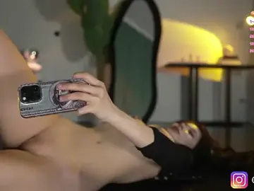 Stripchat Sex Cam of baeasian