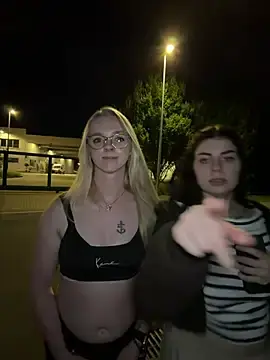 Stripchat Free Live Porn of LinaLeana