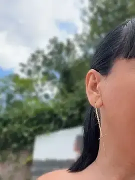 Stripchat Watch Live Sex Cams of MysticCleo