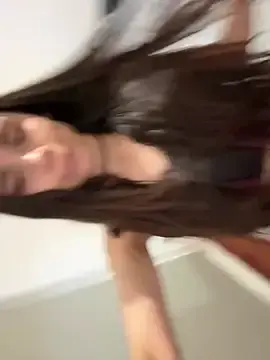 Stripchat Sex Cam of Ariovalle