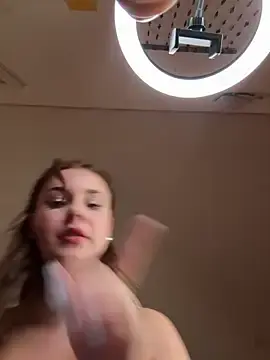 Stripchat Nude Webcam of MaribelRiver