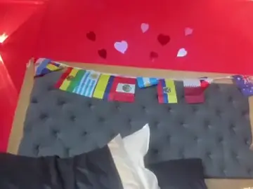 Stripchat Free Live Porn of YayaHilton