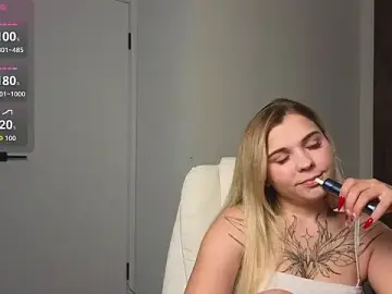 Stripchat Live Sex Cam of Kate_Legend