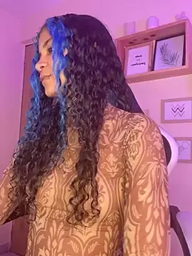 Stripchat Live Sex Cam of Franchezcaa_