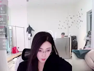 Stripchat Adult Webcam of yangyang-777