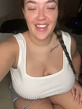 Stripchat Sex Cam of Goddess-Princesss