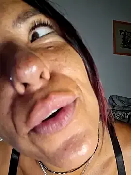 Stripchat Private Sex Chat of allyson22andy