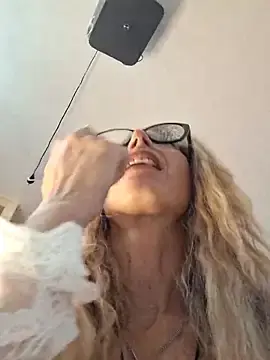 Stripchat Sex Chat of harleyejoker1