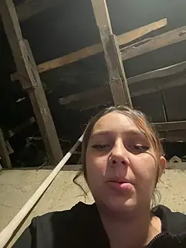 Stripchat Free Live Porn of hotamanda01