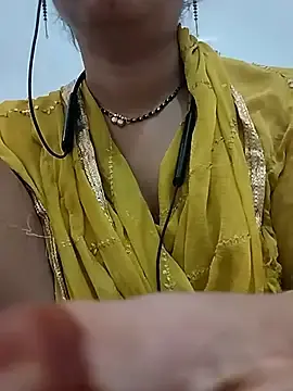 Stripchat Adult Video Chat of KAJALBHABHI_
