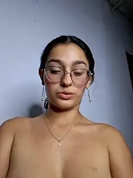 Stripchat Adult Webcam of Ary-18