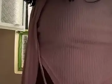 Stripchat Adult Webcam of AudreySpanksFuck-