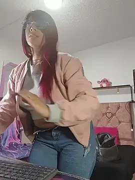 Stripchat Adult Webcam of JessikaRabbiit