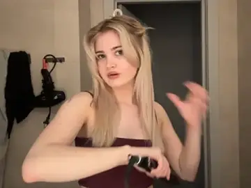 Stripchat Live Porn of kirtova_