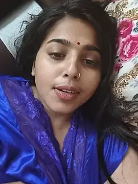 Stripchat Live Porn of Cute-Simmi69