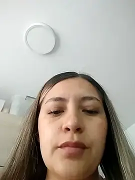 Stripchat Free Live Porn of alana_69