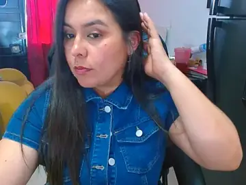 Stripchat Adult Webcam of Ixchel_Anaid