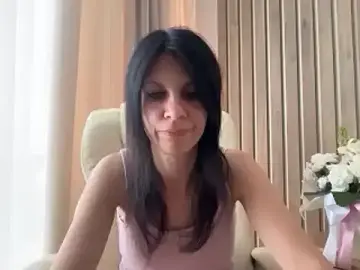 Stripchat Sex Cam of InjaAtHome