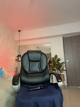 Stripchat Watch Live Sex Cams of ELA_PS
