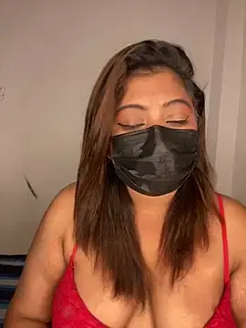 Stripchat Nude Webcam of _Cute_ariana_