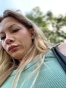 Stripchat Free Live Porn of LavenderHot