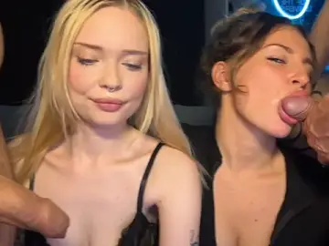 Stripchat Sex Chat of dollfromvenus